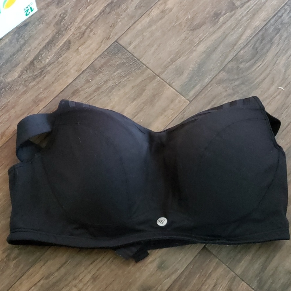 Livi Active sports bra